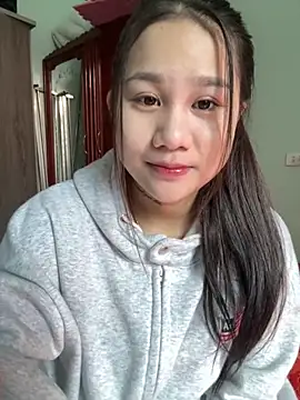 kamdan12 online show from November 21, 2025, 6:45 am