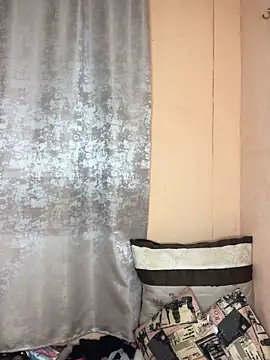 Snapshot of Caramel102004 chatting on November 19, 2025, 10:21 pm Caramel102004 online show from November 19, 2025, 10:21 pm