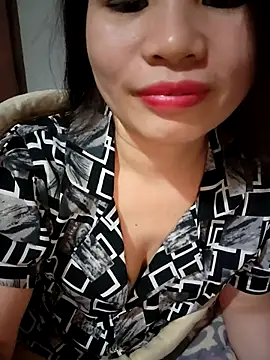 Meoweo 23 online show from November 25, 2025, 1:55 pm