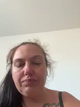 Snapshot of Eleanorxx chatting on September 25, 2025, 2:10 pm Eleanorxx online show from September 25, 2025, 2:10 pm