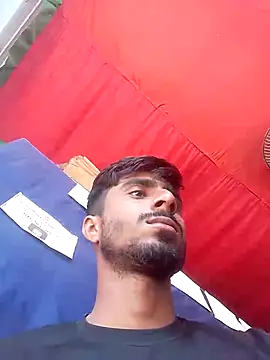 LesserUpset online show from November 18, 2025, 3:56 am