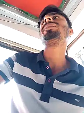 LesserUpset online show from December 15, 2025, 4:39 am