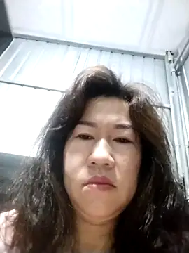 Snapshot of Tyty_xx chatting on September 30, 2025, 9:20 pm Tyty xx online show from September 30, 2025, 9:20 pm