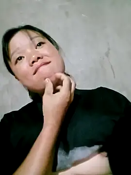 Snapshot of Samyy_xx chatting on October 26, 2025, 12:11 pm Samyy xx online show from October 26, 2025, 12:11 pm