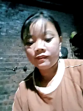 Snapshot of Samyy_xx chatting on November 2, 2025, 11:01 am Samyy xx online show from November 2, 2025, 11:01 am