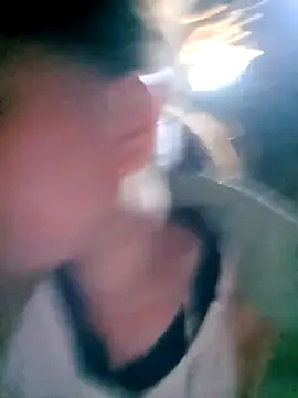 Snapshot of Samyy_xx chatting on November 26, 2025, 11:50 pm Samyy xx online show from November 26, 2025, 11:50 pm