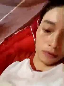 Snapshot of Phiny_xx chatting on October 9, 2025, 6:22 am Phiny xx online show from October 9, 2025, 6:22 am