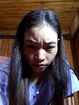 Snapshot of Phiny_xx chatting on October 31, 2025, 5:52 am Phiny xx online show from October 31, 2025, 5:52 am