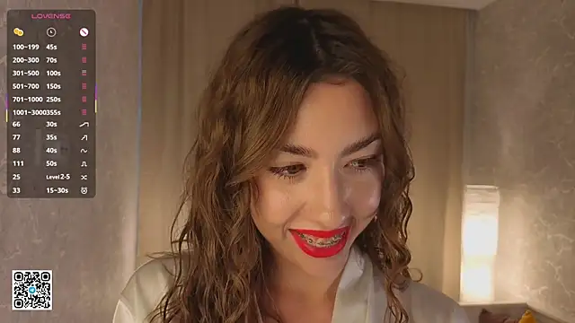 Snapshot of KeilaJeschon chatting on October 18, 2025, 5:43 am KeilaJeschon online show from October 18, 2025, 5:43 am