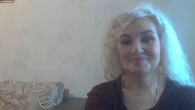 Snapshot of LadySexyBlond chatting on November 12, 2025, 7:09 am LadySexyBlond online show from November 12, 2025, 7:09 am