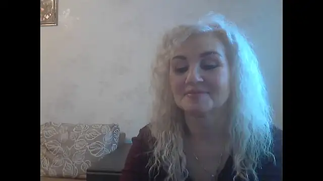 Snapshot of LadySexyBlond chatting on December 17, 2025, 12:55 pm LadySexyBlond online show from December 17, 2025, 12:55 pm