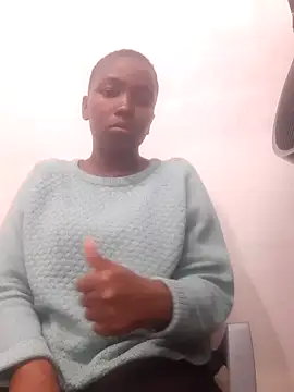 QueenLanaL online show from October 9, 2025, 8:45 am