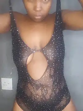 QueenLanaL online show from October 28, 2025, 5:33 am