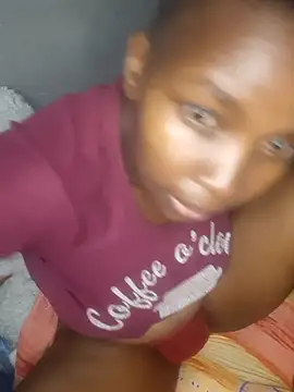 QueenLanaL online show from November 9, 2025, 7:23 pm