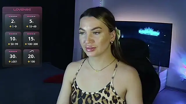 MissMaya   online show from October 3, 2025, 7:55 pm