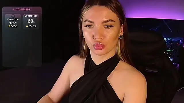MissMaya   online show from October 11, 2025, 7:45 pm