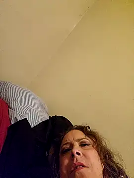 Queenbz1979 online show from October 26, 2025, 11:53 pm