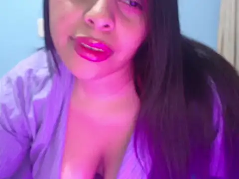 Snapshot of violeta_47 chatting on October 1, 2025, 12:11 pm violeta 47 online show from October 1, 2025, 12:11 pm