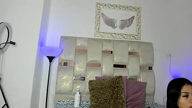 Snapshot of Nyra_18 chatting on November 27, 2025, 1:51 am Nyra 18 online show from November 27, 2025, 1:51 am