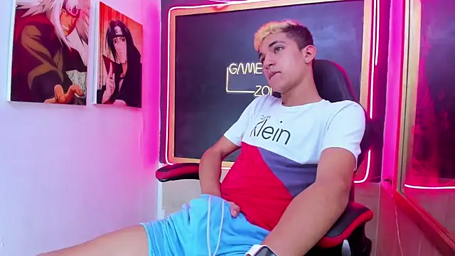 Snapshot of Stiben_boy chatting on September 25, 2025, 7:50 pm Stiben boy online show from September 25, 2025, 7:50 pm