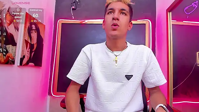 Snapshot of Stiben_boy chatting on October 13, 2025, 7:58 pm Stiben boy online show from October 13, 2025, 7:58 pm