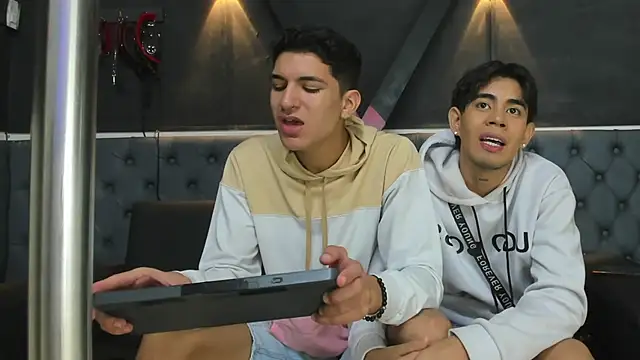 Snapshot of Stiben_boy chatting on November 8, 2025, 4:23 am Stiben boy online show from November 8, 2025, 4:23 am