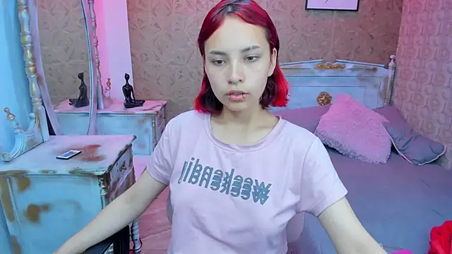 Megane whitte online show from November 6, 2025, 7:48 pm