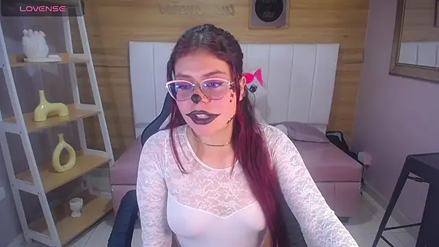 Snapshot of draviana_a_ chatting on October 18, 2025, 3:09 am draviana a online show from October 18, 2025, 3:09 am