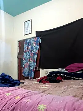 Snapshot of Sk3m_veryhot chatting on November 21, 2025, 12:37 pm Sk3m veryhot online show from November 21, 2025, 12:37 pm