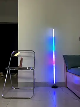 Snapshot of POS001 chatting on October 15, 2025, 9:26 pm POS001 online show from October 15, 2025, 9:26 pm