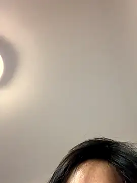 Snapshot of POS001 chatting on October 19, 2025, 9:59 pm POS001 online show from October 19, 2025, 9:59 pm