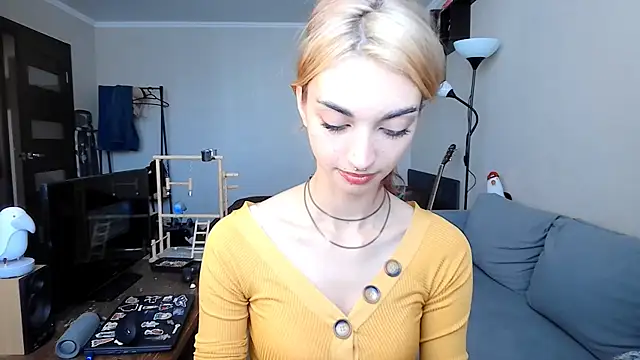 Snapshot of JillianBozak chatting on October 2, 2025, 10:00 am JillianBozak online show from October 2, 2025, 10:00 am