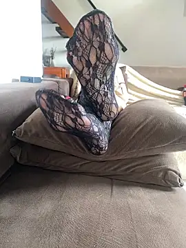 VenusBloom online show from December 2, 2025, 3:45 am