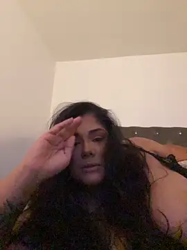 pmonie online show from November 17, 2025, 6:41 am