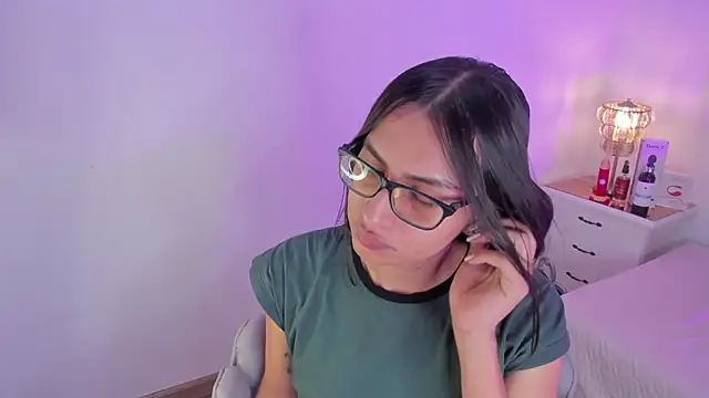 cherrylady 02 online show from November 25, 2025, 12:38 pm