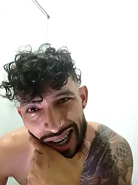 Snapshot of kingbickcockDn chatting on November 13, 2025, 8:08 pm kingbickcockDn online show from November 13, 2025, 8:08 pm