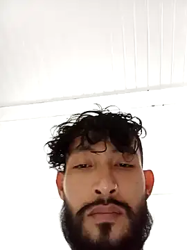 Snapshot of kingbickcockDn chatting on November 28, 2025, 8:11 pm kingbickcockDn online show from November 28, 2025, 8:11 pm