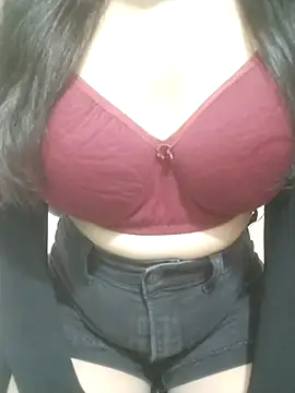 Snapshot of Rosie_Star chatting on October 24, 2025, 3:08 pm Rosie Star online show from October 24, 2025, 3:08 pm