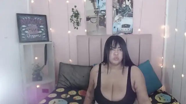 Snapshot of Cassie_Lane chatting on October 14, 2025, 7:25 pm Cassie Lane online show from October 14, 2025, 7:25 pm