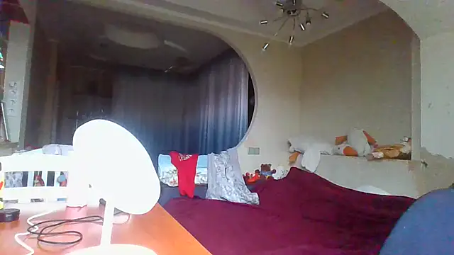 Snapshot of QueenMomyS chatting on November 20, 2025, 10:15 am QueenMomyS online show from November 20, 2025, 10:15 am