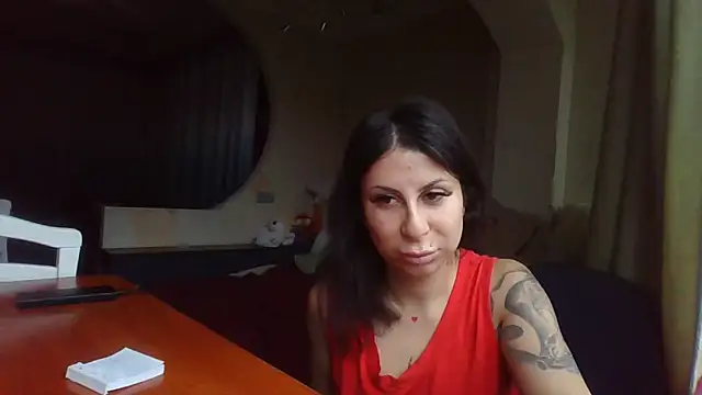 Snapshot of QueenMomyS chatting on November 30, 2025, 9:24 am QueenMomyS online show from November 30, 2025, 9:24 am