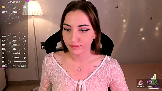 AmyVilvet  online show from December 1, 2025, 7:19 pm