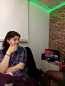 Yin yang hot online show from November 28, 2025, 4:37 am