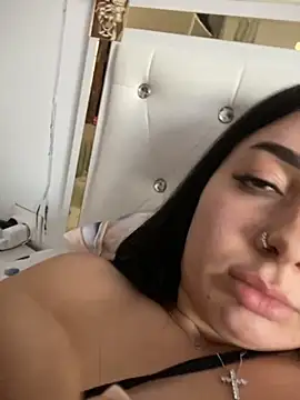 Romina6 online show from October 21, 2025, 11:44 am