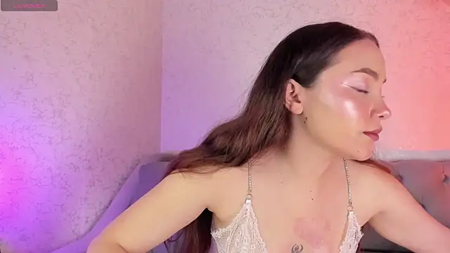 Snapshot of MAGIC_VERA chatting on December 15, 2025, 12:20 pm MAGIC VERA online show from December 15, 2025, 12:20 pm