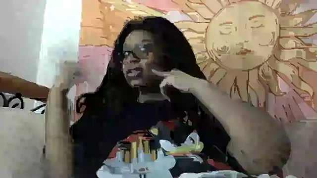 GoddessHoney55 online show from October 28, 2025, 7:05 pm