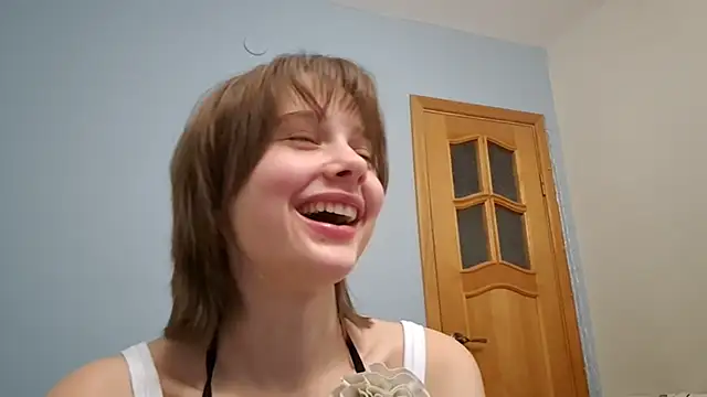 Snapshot of ExitedTroth chatting on October 13, 2025, 5:24 pm ExitedTroth online show from October 13, 2025, 5:24 pm