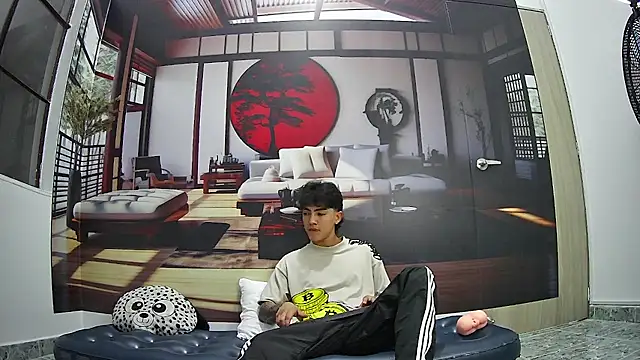 RomeoMillerr online show from September 30, 2025, 7:41 pm