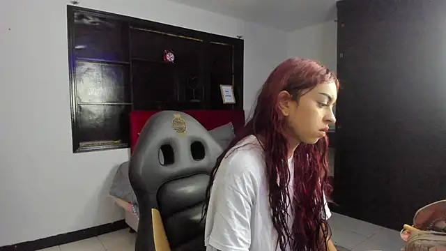 Snapshot of _ceeleste_cute_ chatting on November 30, 2025, 12:53 pm ceeleste cute online show from November 30, 2025, 12:53 pm