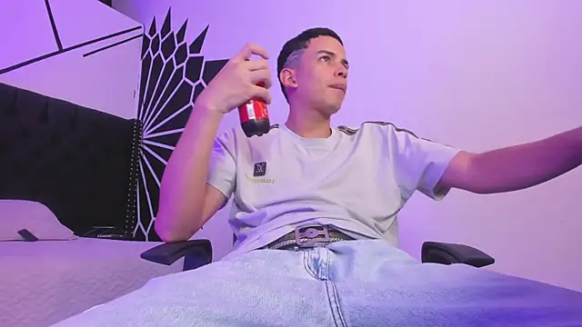 JuanSixx online show from September 30, 2025, 3:44 am